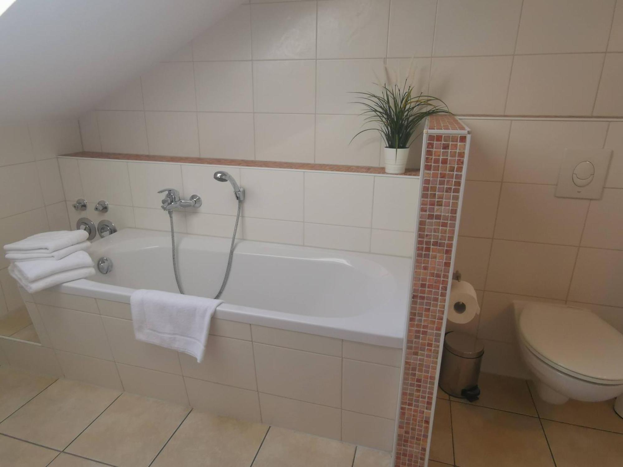 Villa Am Schwanenteich Spremberg Eksteriør bilde
